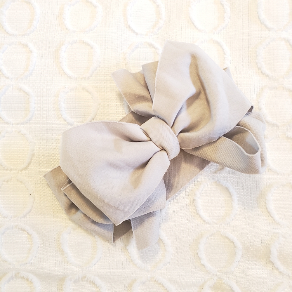 Baby head bow